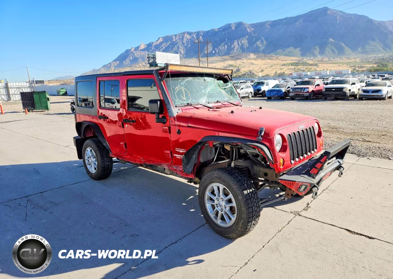 2011 Jeep Wrangler Unlimited Sahara VIN:1J4HA5H1XBL534497 - 4