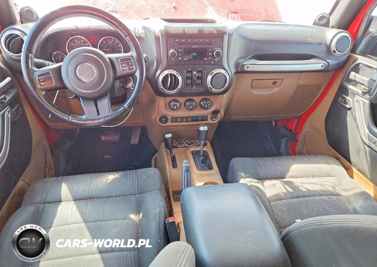 2011 Jeep Wrangler Unlimited Sahara VIN:1J4HA5H1XBL534497 - 8