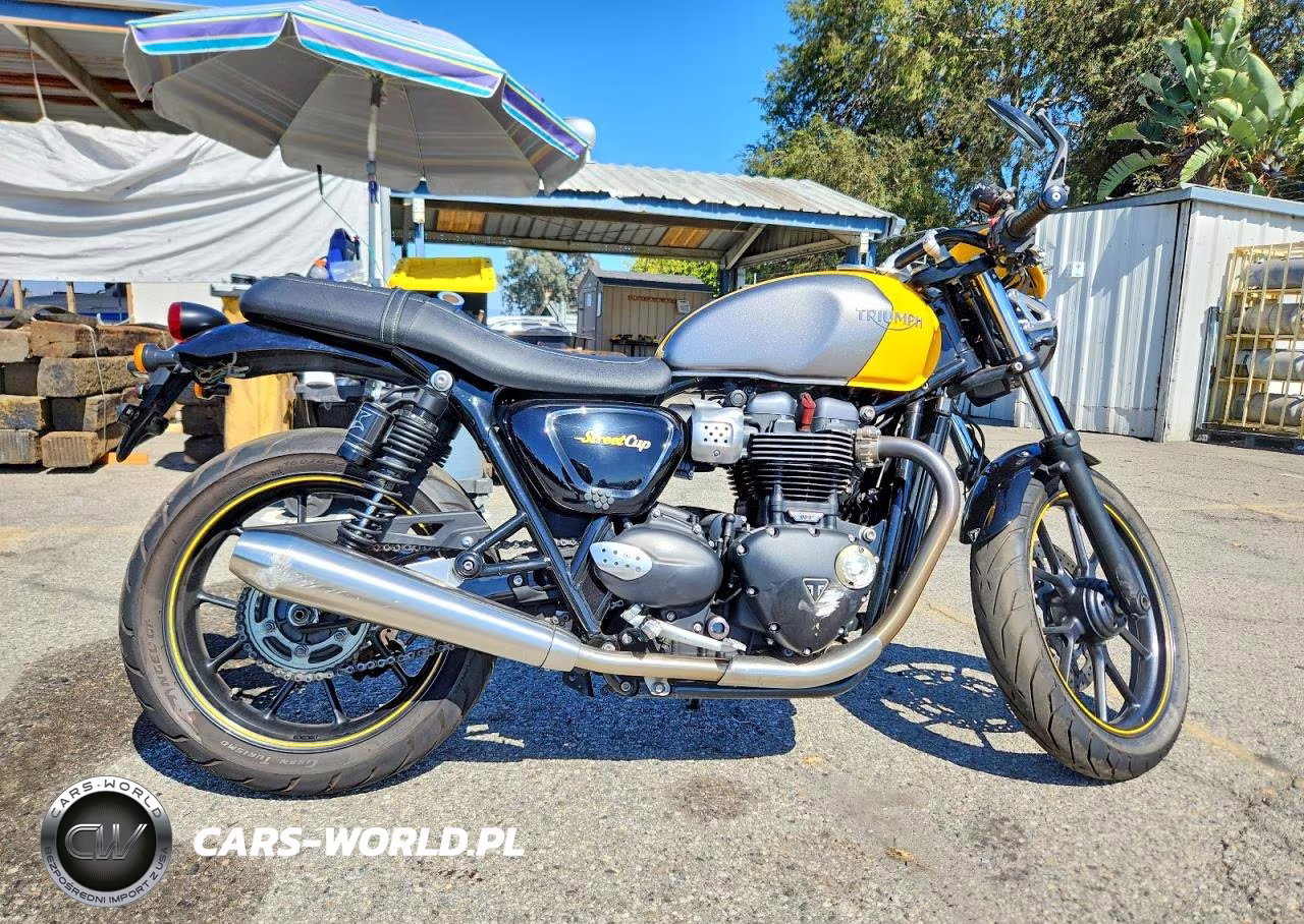 2017 Triumph Motorcycle Street Cup – zdjęcie 1 z 10