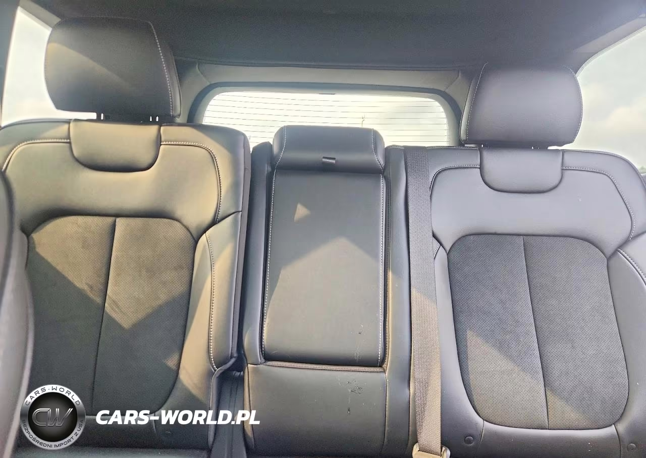 2025 Jeep Grand Cherokee Laredo VIN:1C4RJHAG5SC361790 - 10