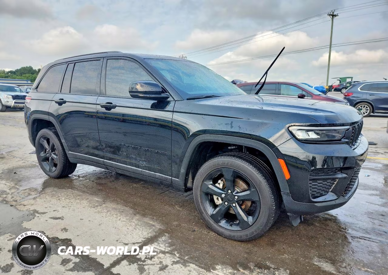 2025 Jeep Grand Cherokee Laredo VIN:1C4RJHAG5SC361790 - 4