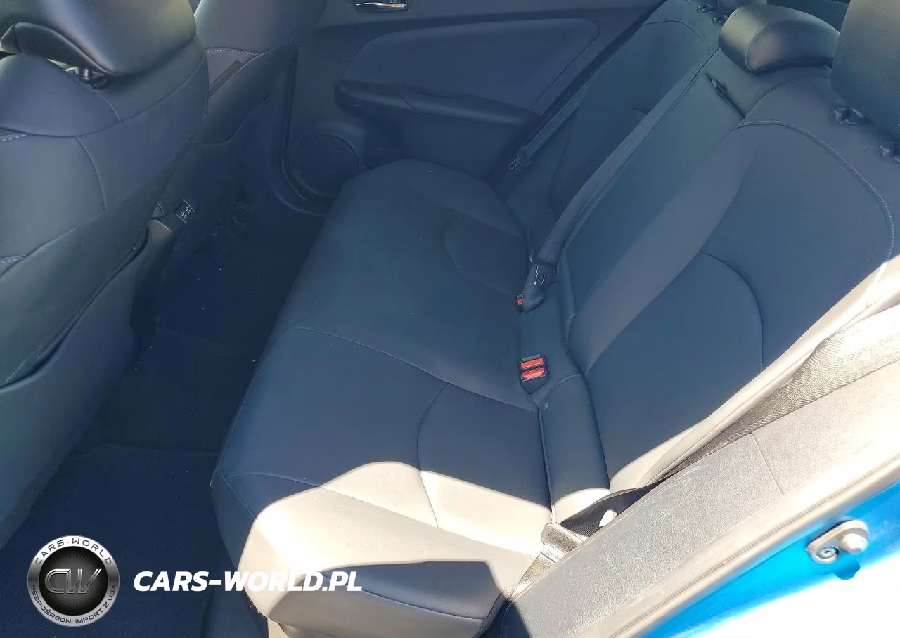 2021 Toyota Prius Limited VIN:JTDKAMFU7M3133706 - 10