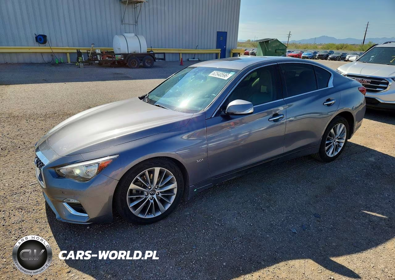2018 Infiniti Q50 3.0T Luxe – zdjęcie 1 z 12