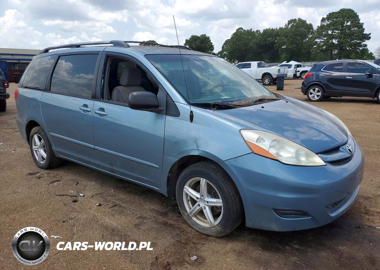 2009 Toyota Sienna Le 8-Passenger VIN:5TDZK23C99S246686 - 4
