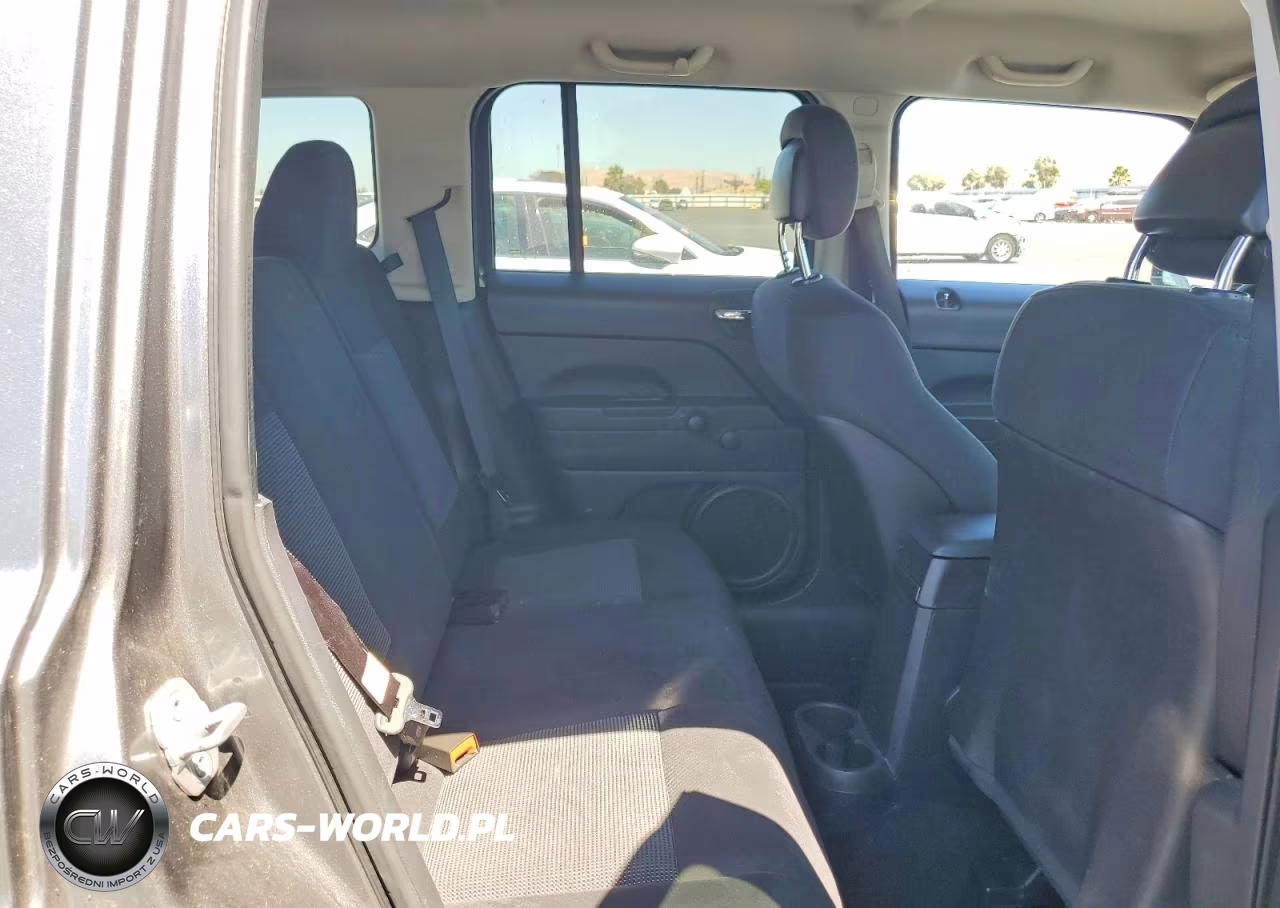 2012 Jeep Patriot Sport VIN:1C4NJPBA2CD683978 - 11