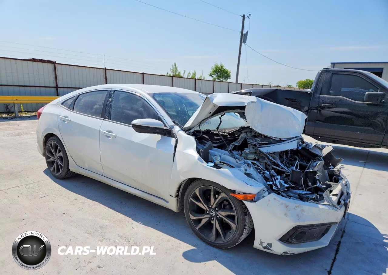 2020 Honda Civic Sport VIN:2HGFC2F8XLH530181 - 4