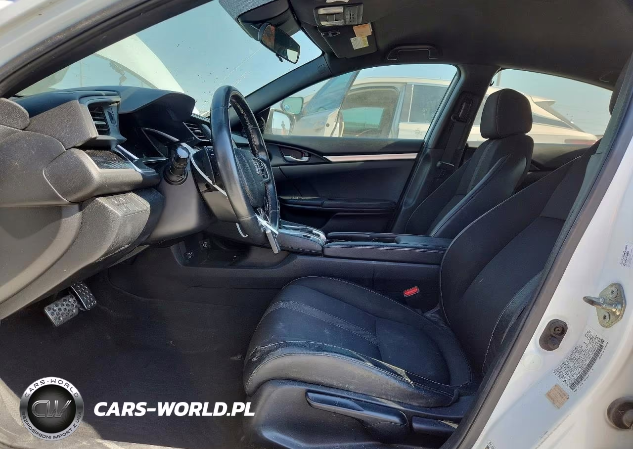 2020 Honda Civic Sport VIN:2HGFC2F8XLH530181 - 7