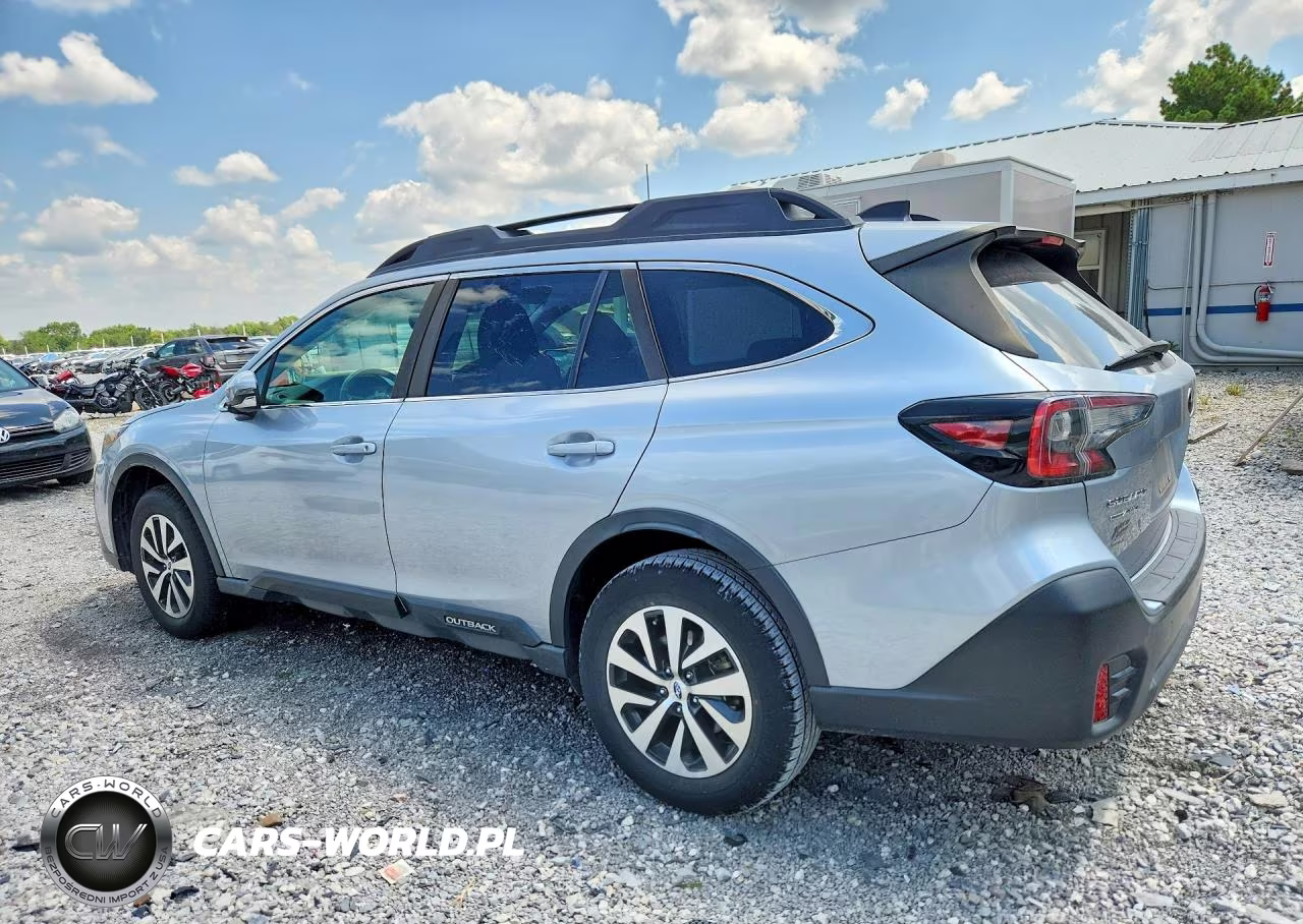 2020 Subaru Outback Premium VIN:4S4BTACC3L3240458 - 2