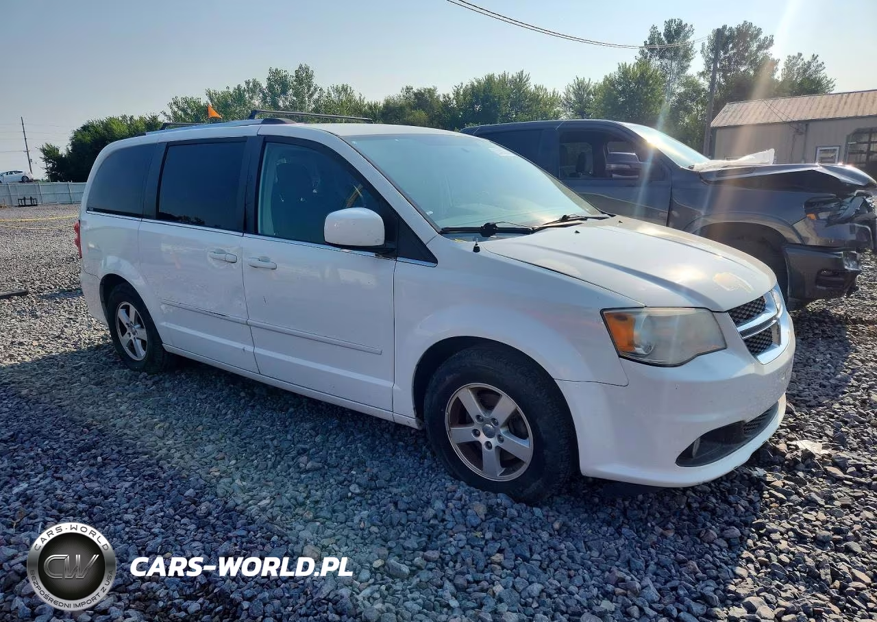 2011 Dodge Grand Caravan Crew VIN:2D4RN5DG6BR700050 - 4