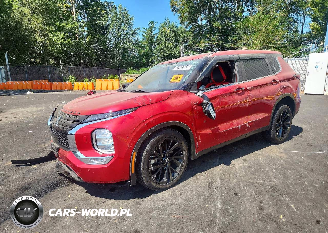 2024 Mitsubishi Outlander Se