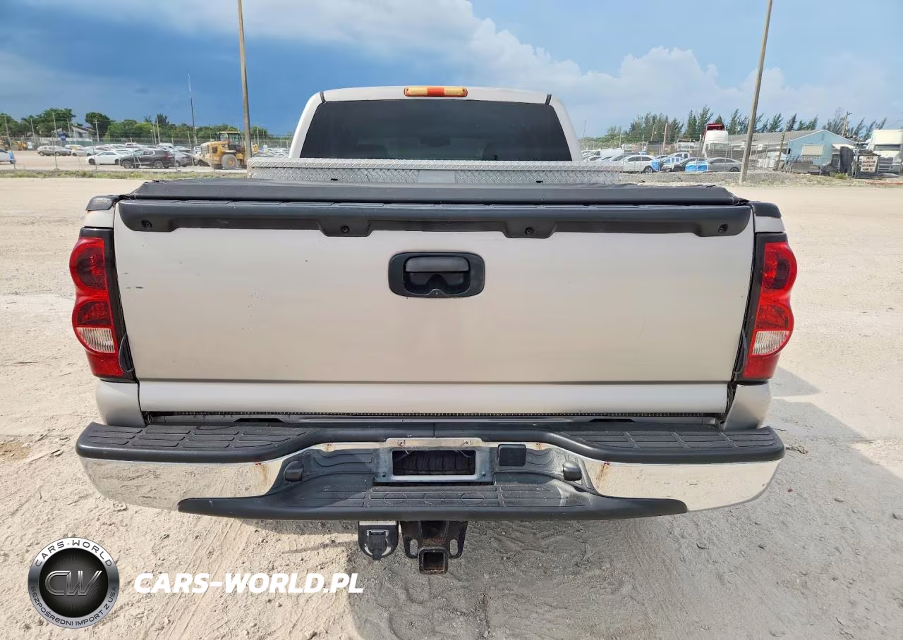 2004 Chevrolet Silverado C1500 VIN:2GCEC19T241388813 - 6