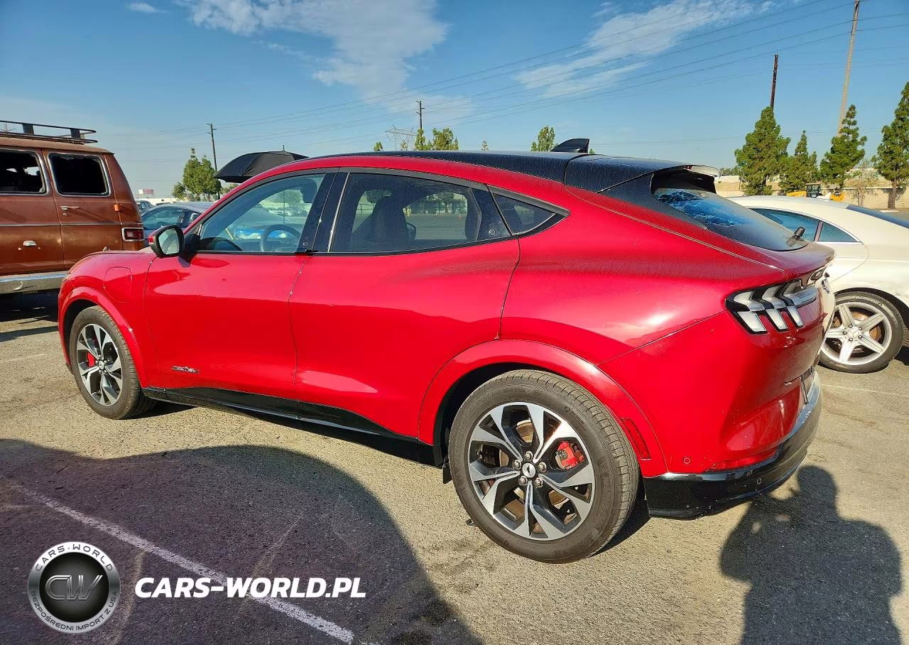 2021 Ford Mustang Mach-E Premium VIN:3FMTK3SU5MMA07453 - 2