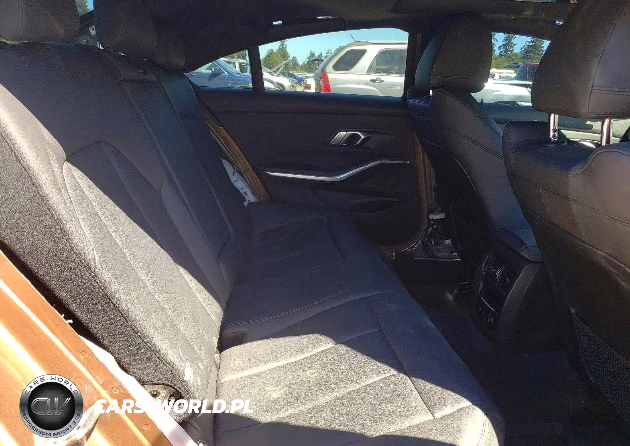 2019 BMW 330Xi VIN:WBA5R7C53KAJ79544 - 10