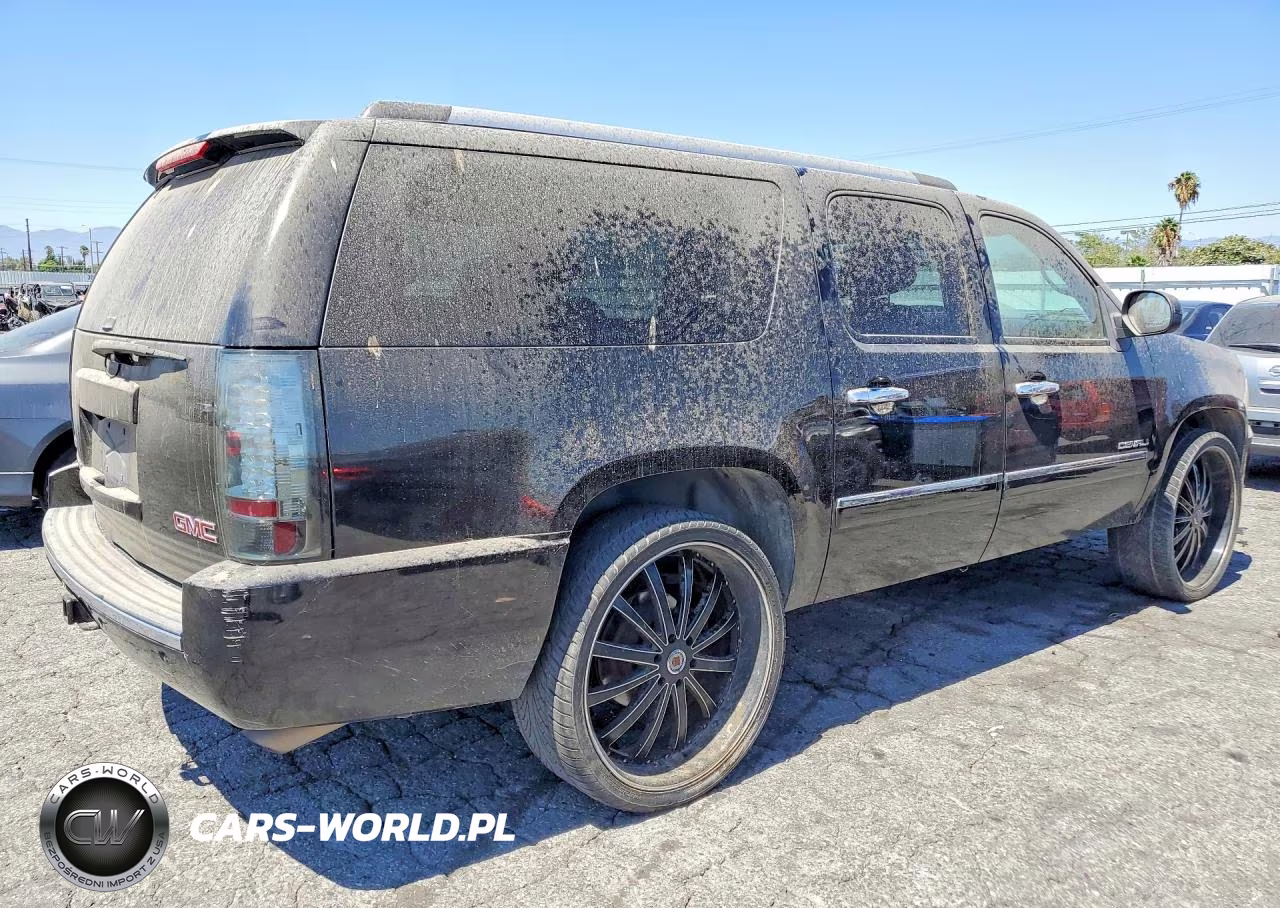 2010 GMC Yukon Xl Denali VIN:1GKUKMEF7AR122369 - 3