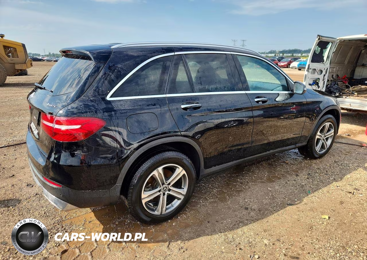 2018 Mercedes-Benz Glc 300 4Matic VIN:WDC0G4KB9JV054722 - 3