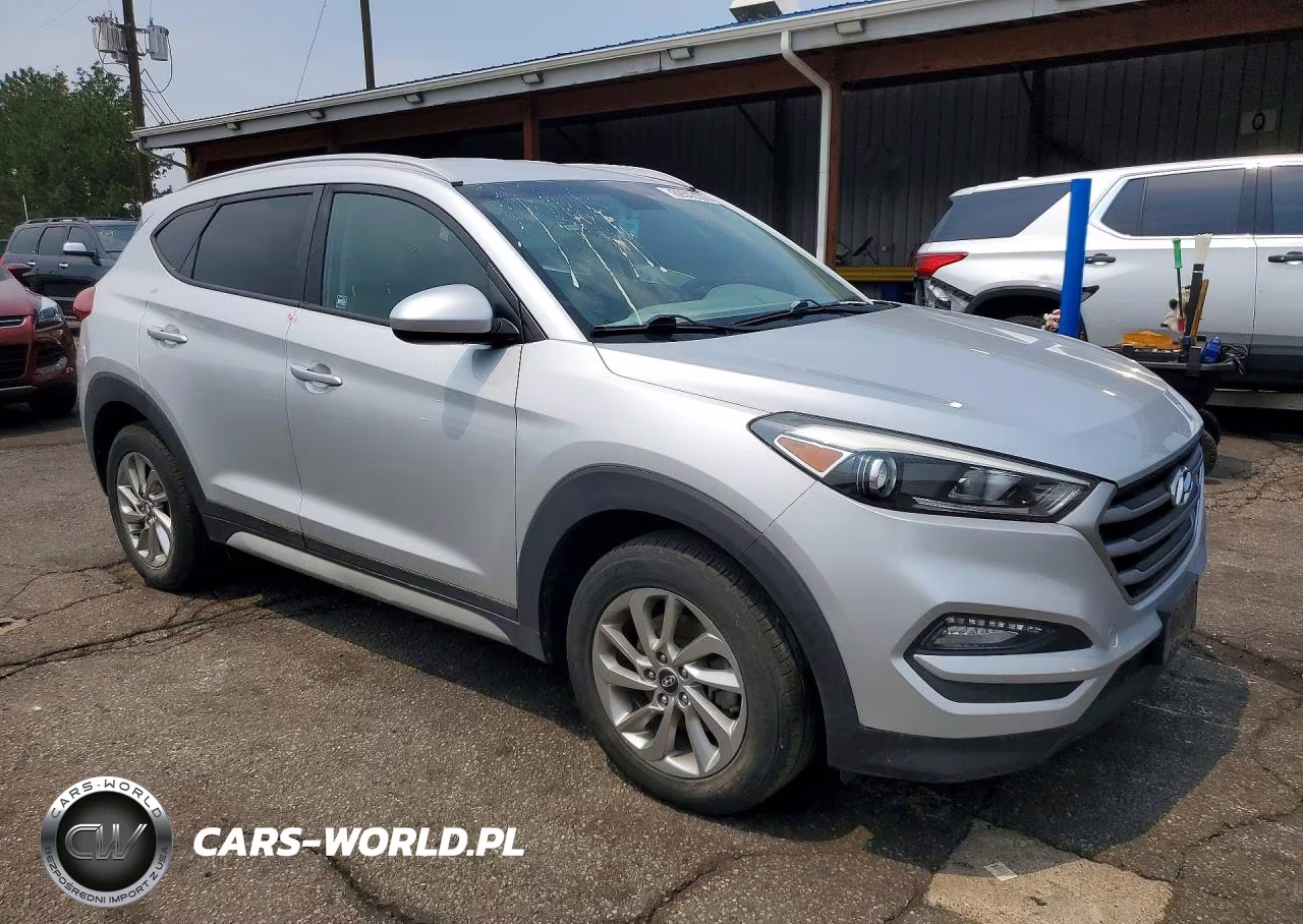 2018 Hyundai Tucson Sel VIN:KM8J3CA40JU677022 - 4