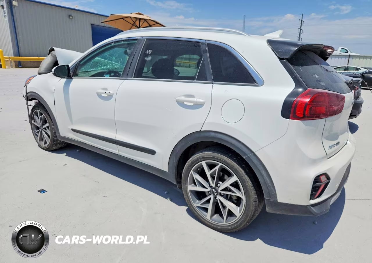 2020 Kia Niro Touring VIN:KNDCC3LC1L5422247 - 2