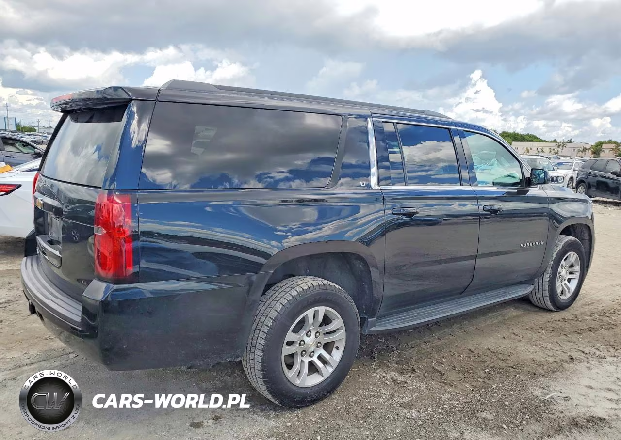 2020 Chevrolet Suburban C1500 Lt VIN:1GNSCHKC2LR149796 - 3