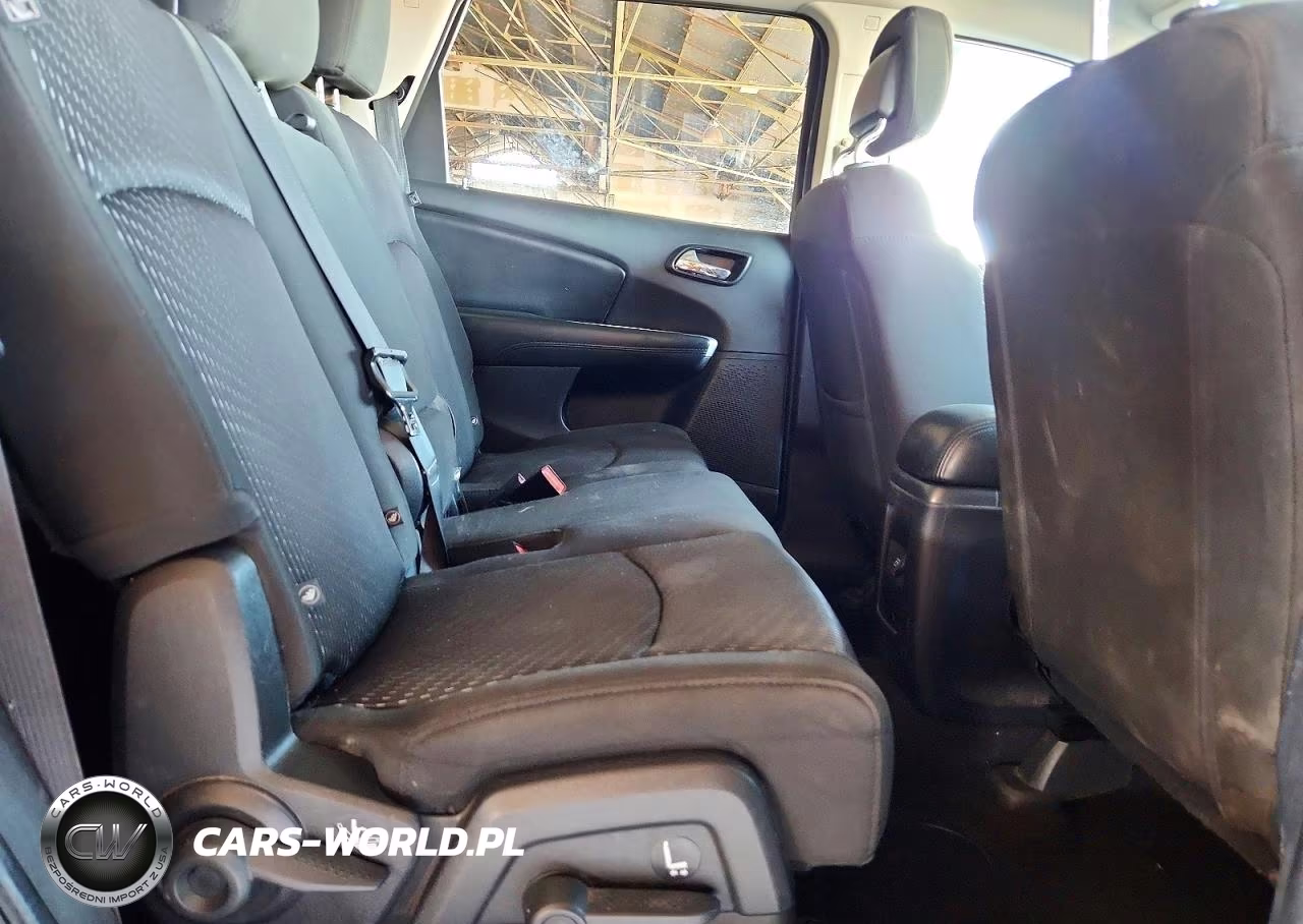 2018 Dodge Journey Sxt VIN:3C4PDCBB8JT243336 - 11