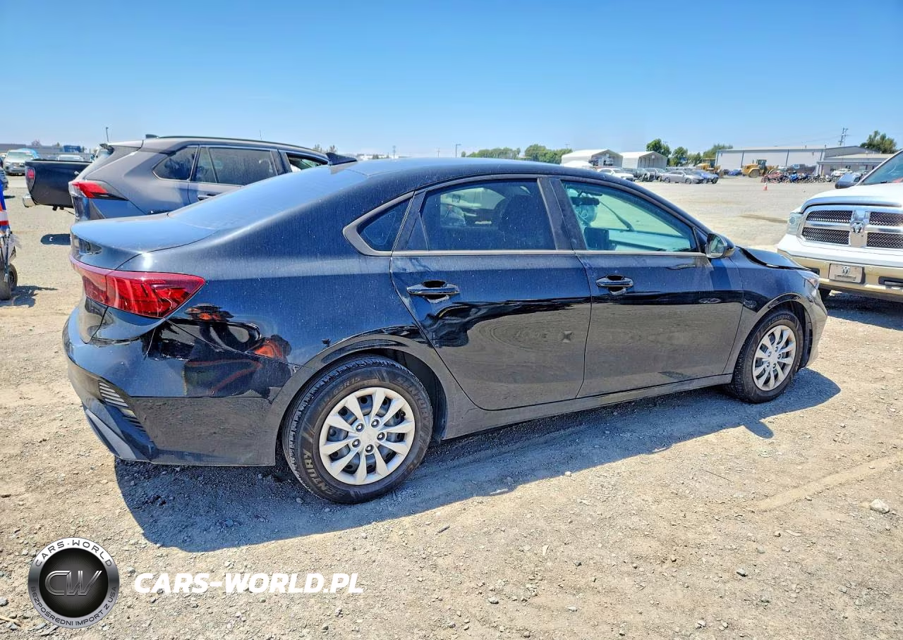 2023 Kia Forte Lx VIN:3KPF24AD5PE550793 - 3