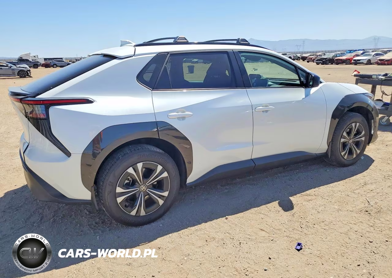 2025 Toyota Bz4X Xle VIN:JTMAAAAA5SA060626 - 3