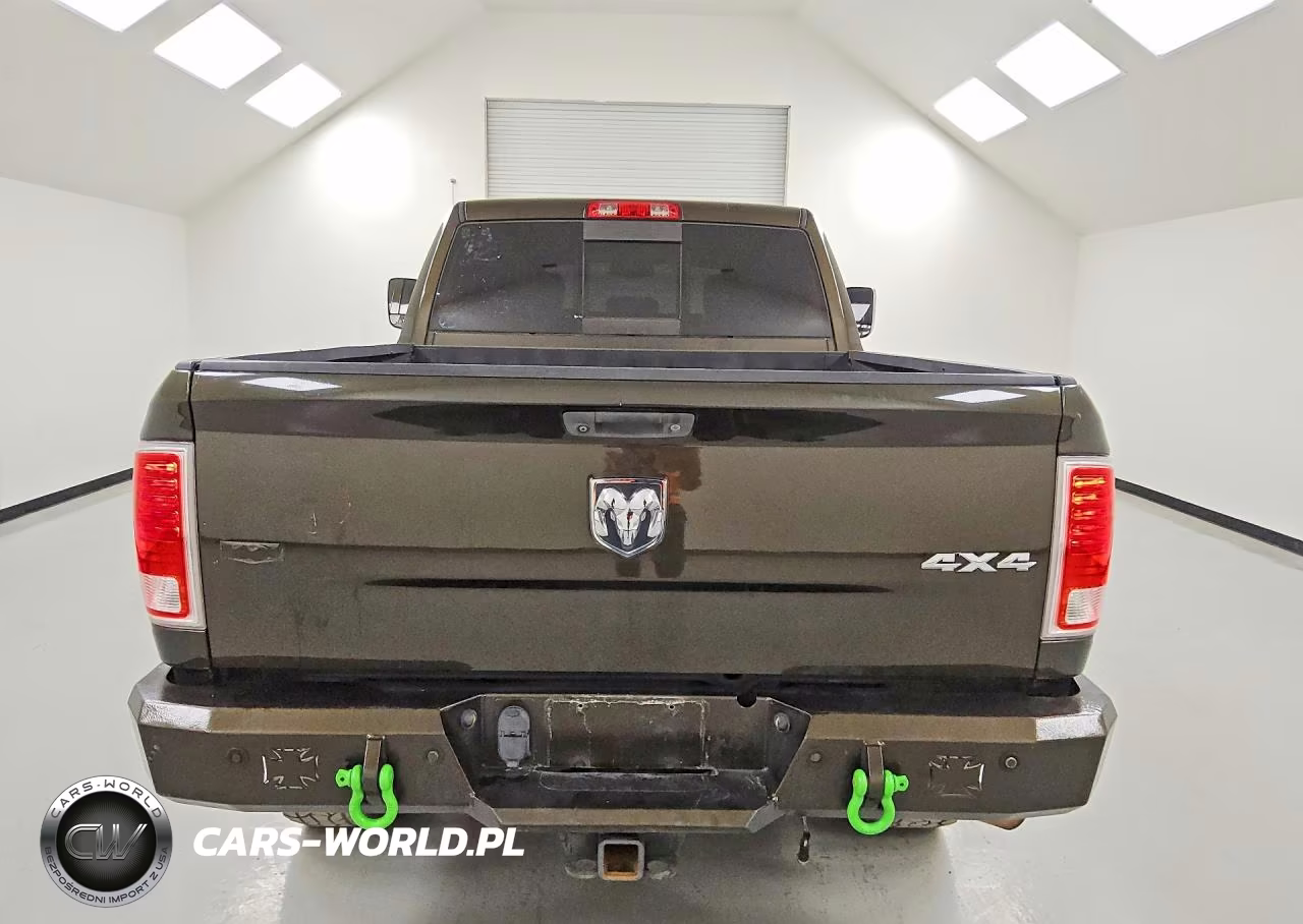 2014 Ram 2500 Laramie VIN:3C6UR5FJ4EG296073 - 6