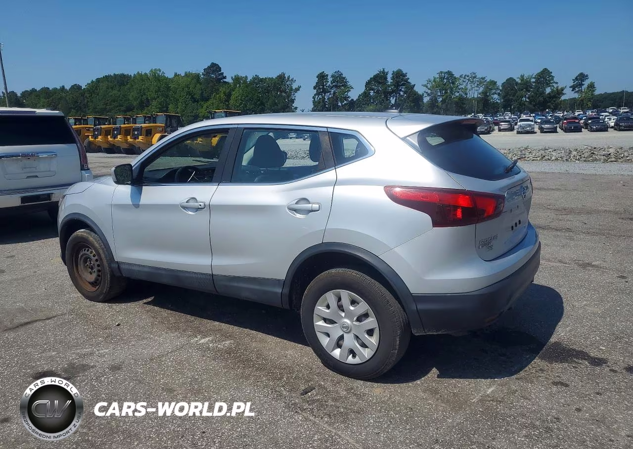 2018 Nissan Rogue Sport S VIN:JN1BJ1CP1JW156666 - 2