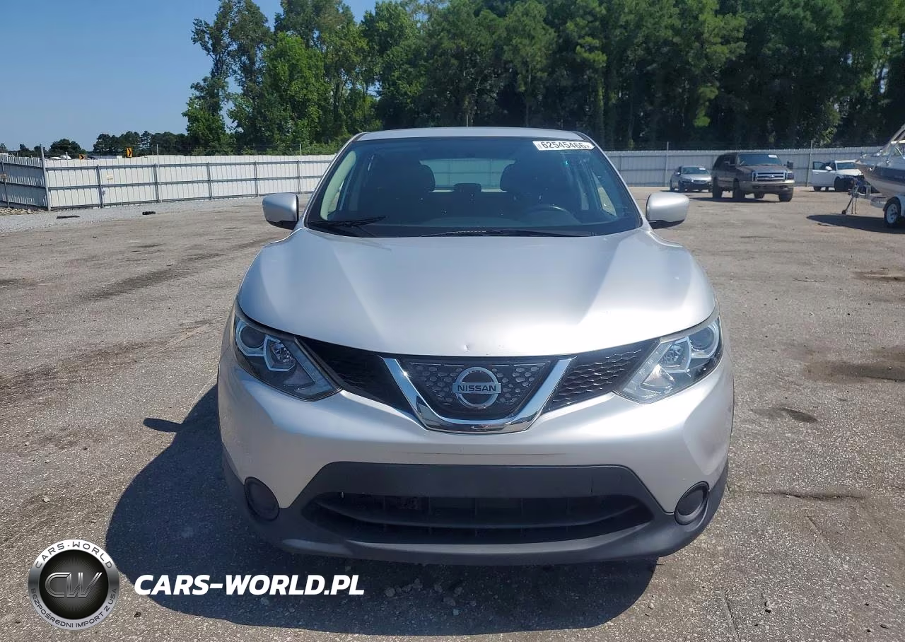 2018 Nissan Rogue Sport S VIN:JN1BJ1CP1JW156666 - 5