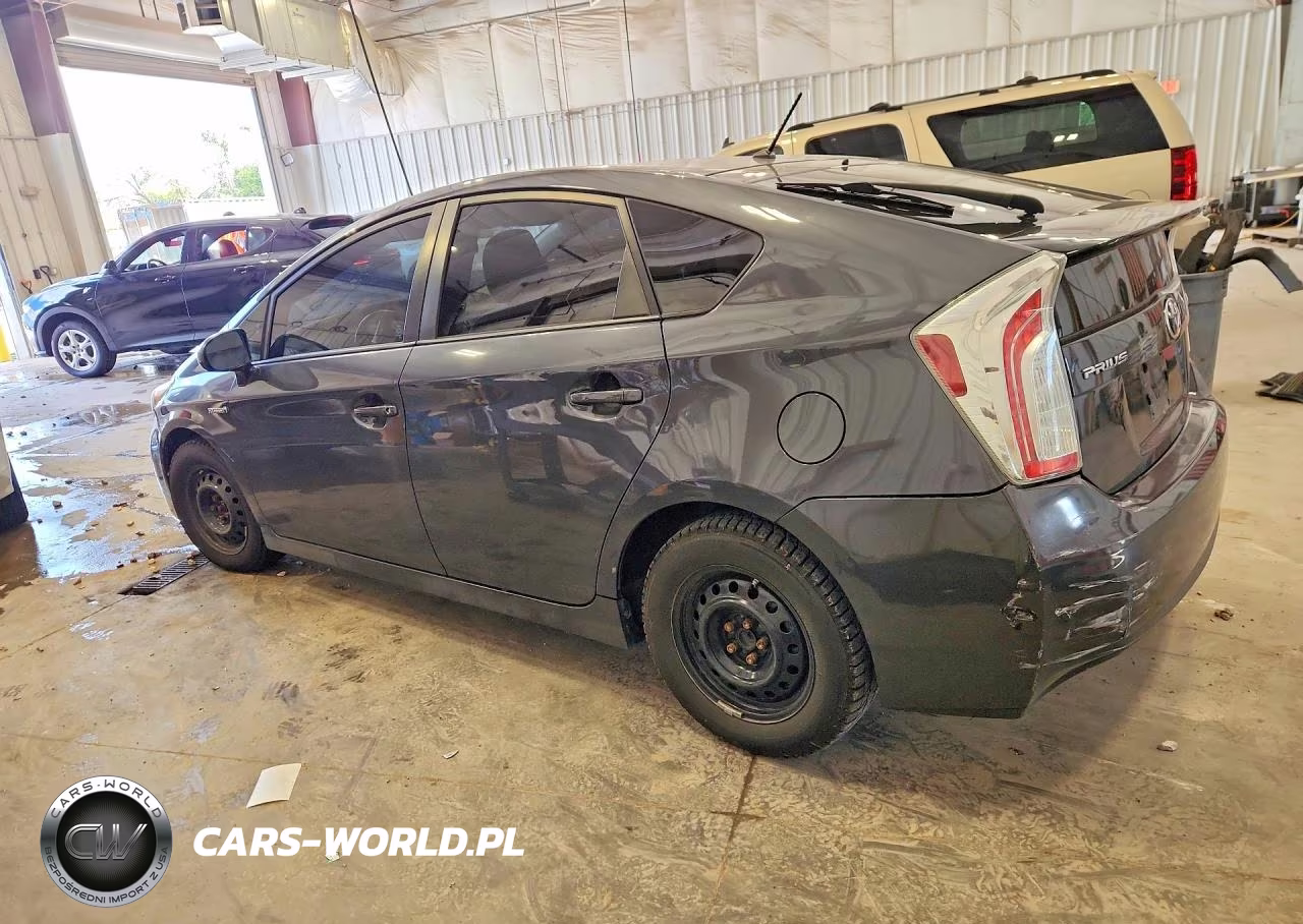 2013 Toyota Prius Two VIN:JTDKN3DU3D1623055 - 2