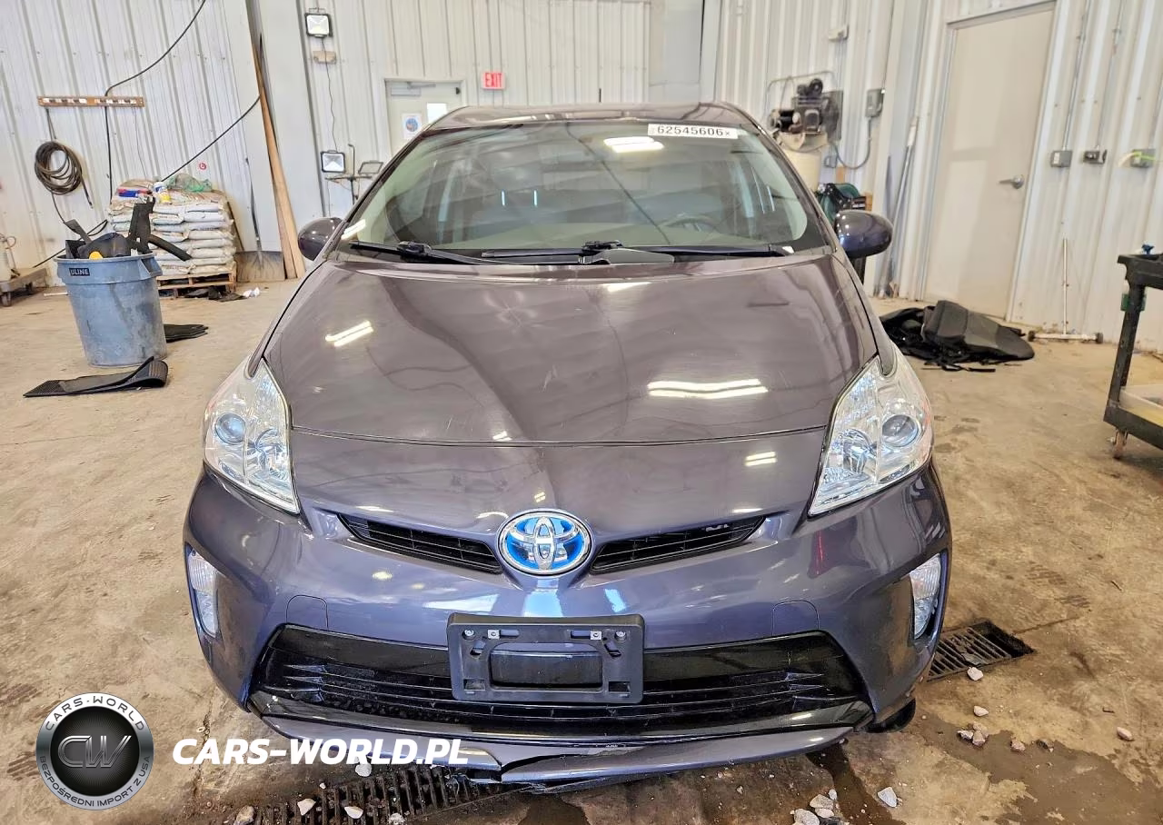 2013 Toyota Prius Two VIN:JTDKN3DU3D1623055 - 5