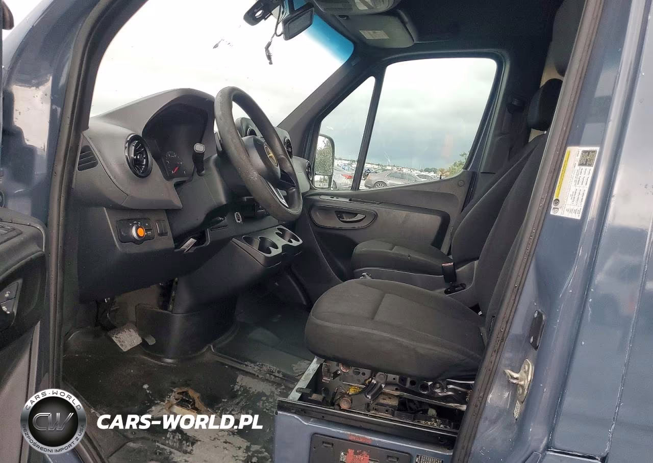2019 Mercedes-Benz Sprinter 2500-3500 VIN:WD4PF1CD6KP133668 - 7