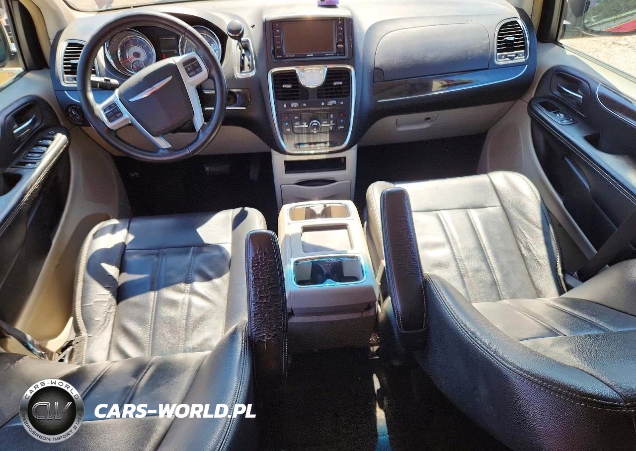 2014 Chrysler Town & Country Touring VIN:2C4RC1BG2ER160120 - 8