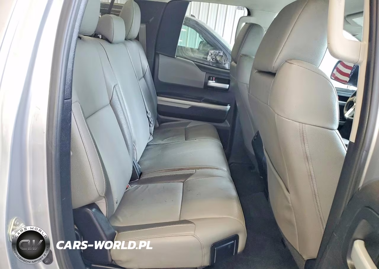 2018 Toyota Tundra Double Cab Limited VIN:5TFBY5F13JX693668 - 10
