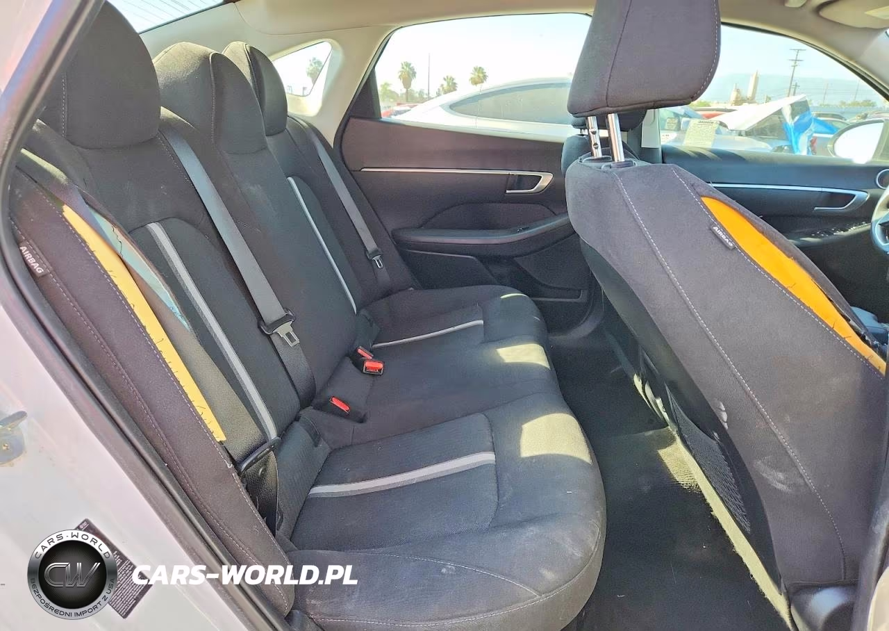 2021 Hyundai Sonata Hybrid Blue VIN:KMHL24JJ3MA033754 - 10