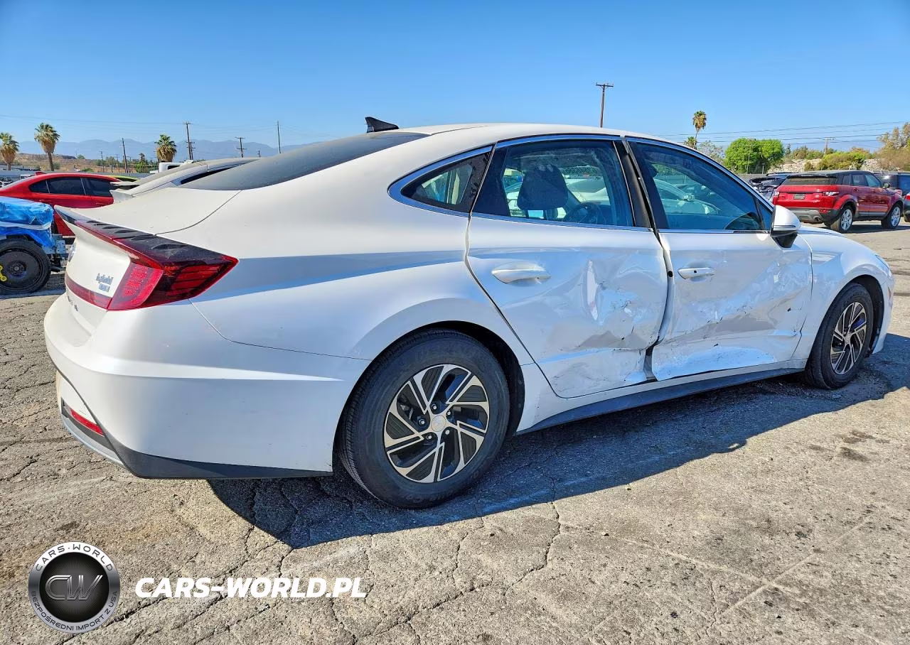 2021 Hyundai Sonata Hybrid Blue VIN:KMHL24JJ3MA033754 - 3