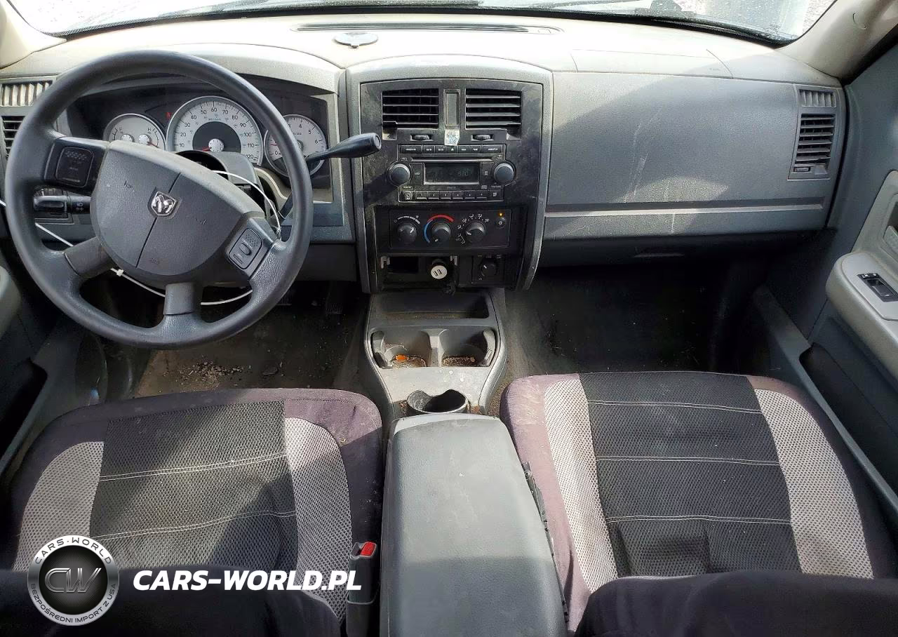 2007 Dodge Dakota Quad VIN:1D7HW28P87S253960 - 8