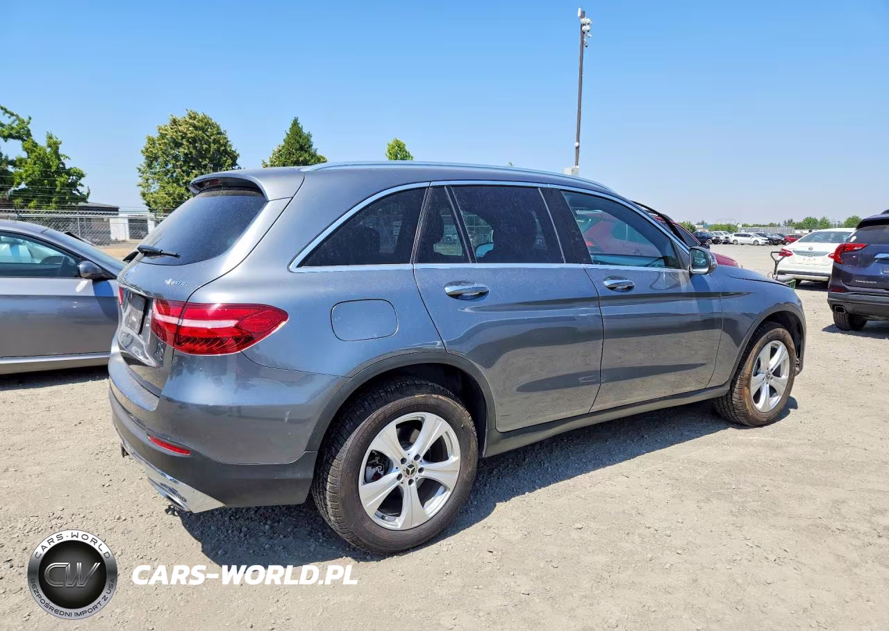 2017 Mercedes-Benz Glc 300 4Matic VIN:WDC0G4KB1HV005749 - 3