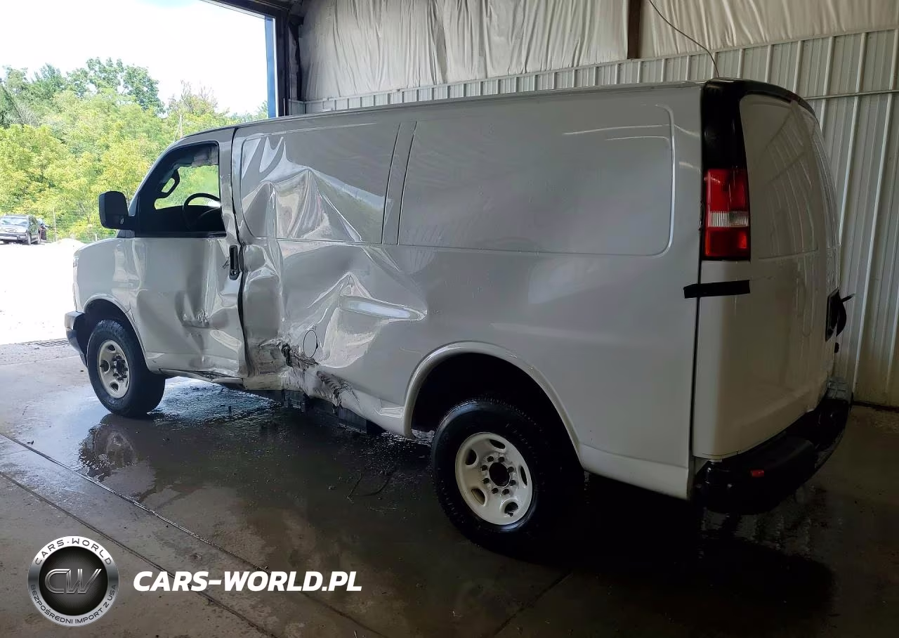 2022 Chevrolet Express G2500 VIN:1GCWGAFP5N1268785 - 2