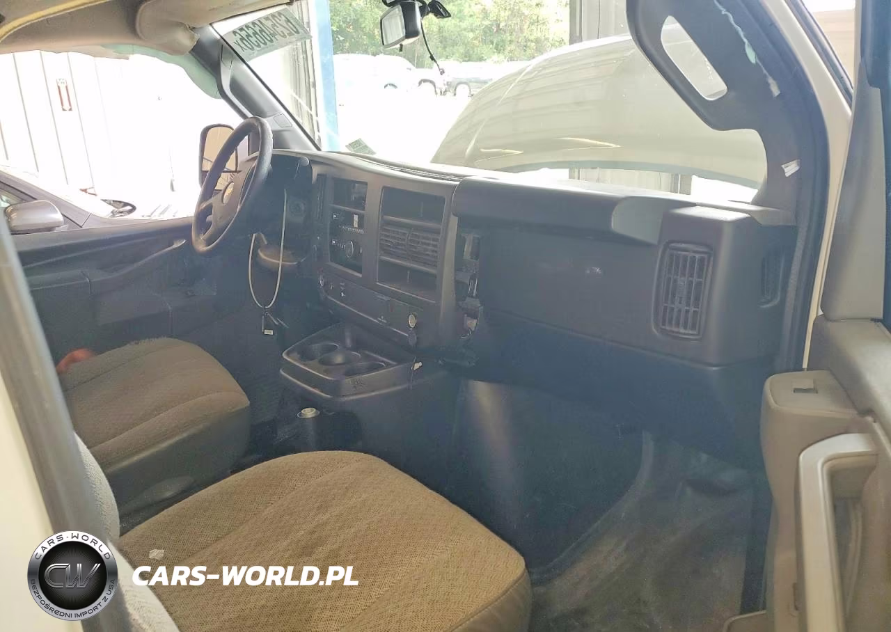 2022 Chevrolet Express G2500 VIN:1GCWGAFP5N1268785 - 8