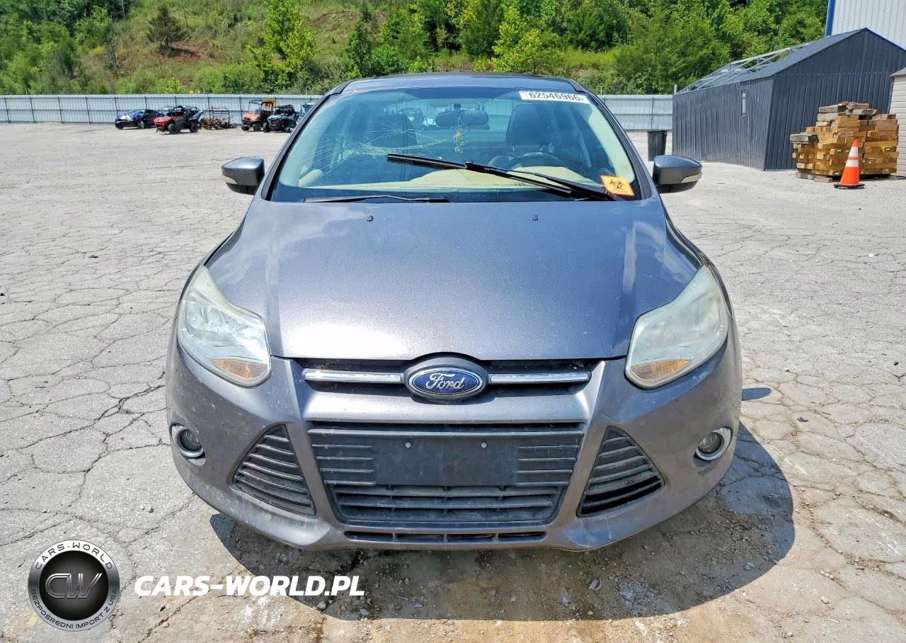 2014 Ford Focus Se VIN:1FADP3F2XEL425809 - 5