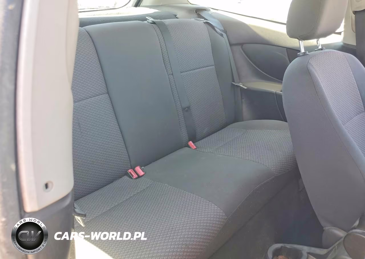 2005 Ford Focus Zx3 VIN:3FAFP31N55R105096 - 10