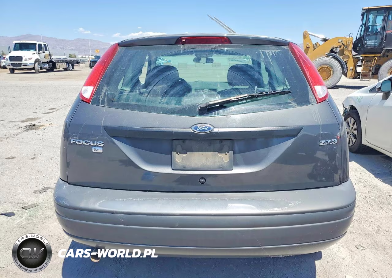 2005 Ford Focus Zx3 VIN:3FAFP31N55R105096 - 6