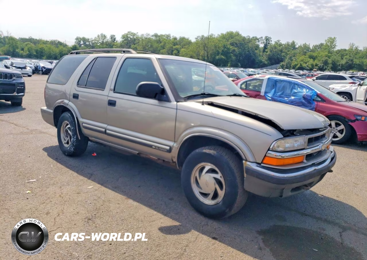 2000 Chevrolet Blazer VIN:1GNDT13W3Y2220027 - 8