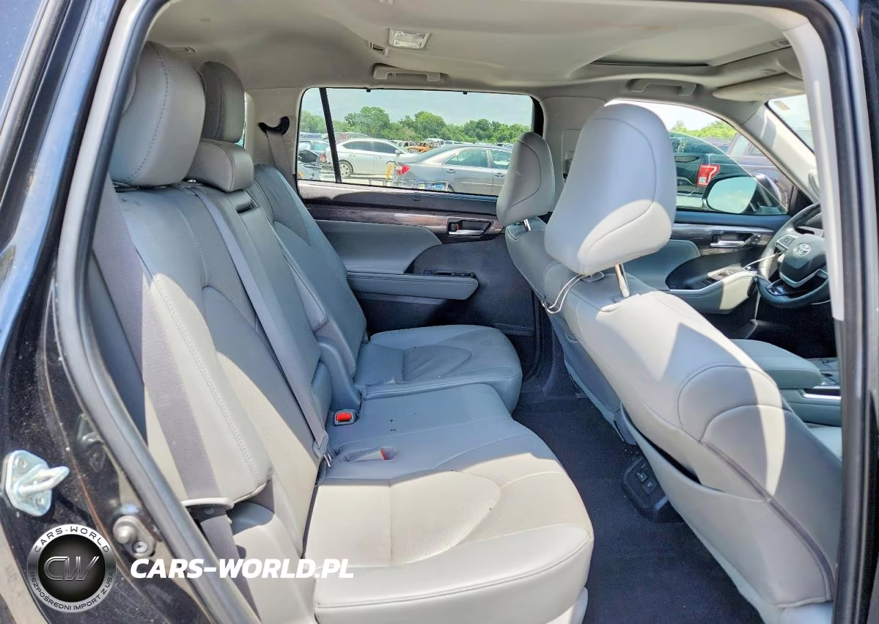2023 Toyota Highlander Limited VIN:5TDKDRAH1PS043386 - 11
