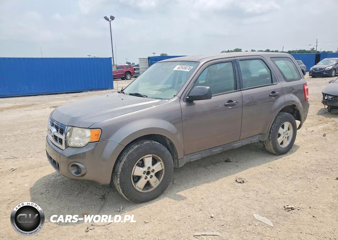 2012 Ford Escape Xls – zdjęcie 1 z 14