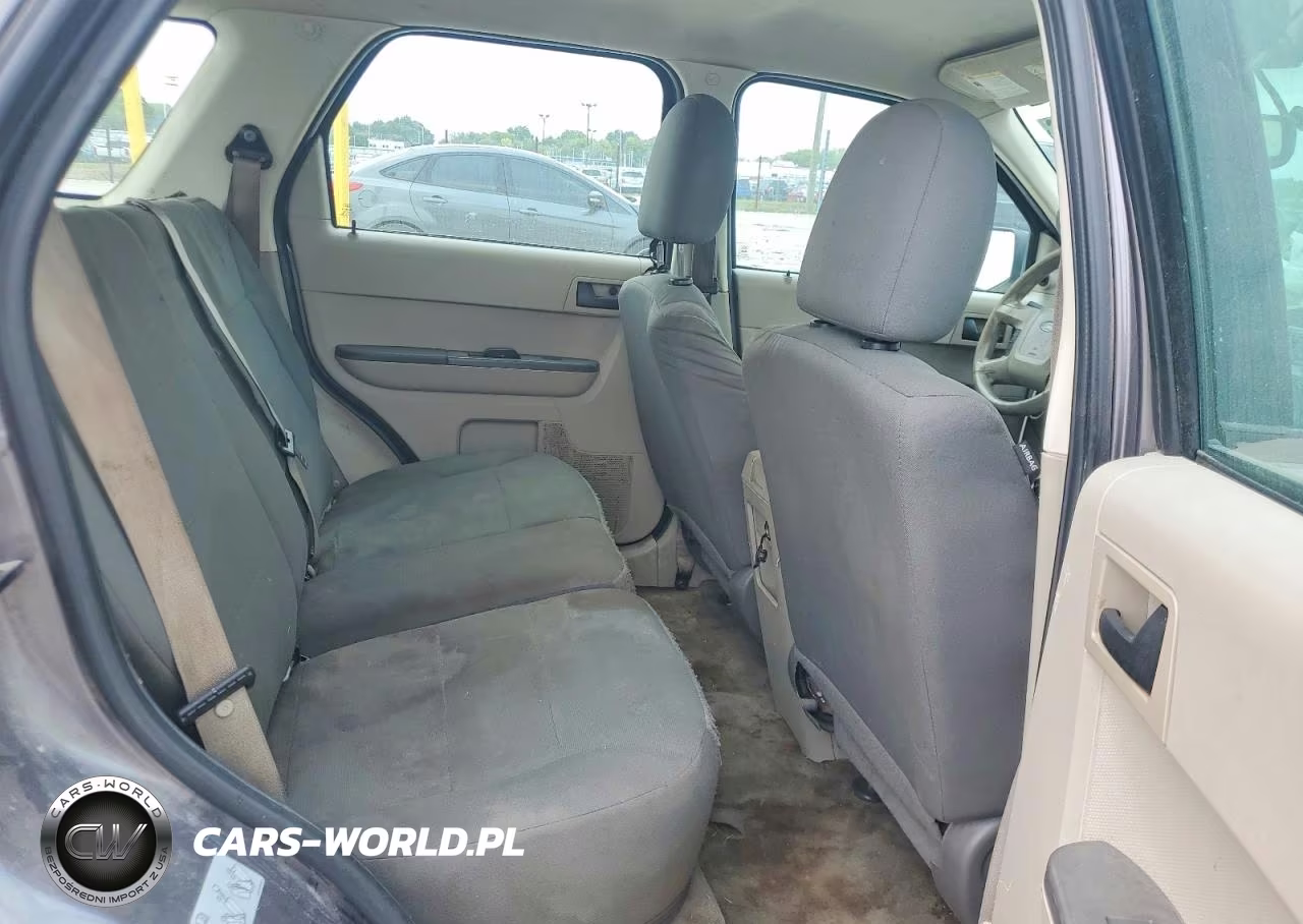 2012 Ford Escape Xls VIN:1FMCU9C73CKC68902 - 11