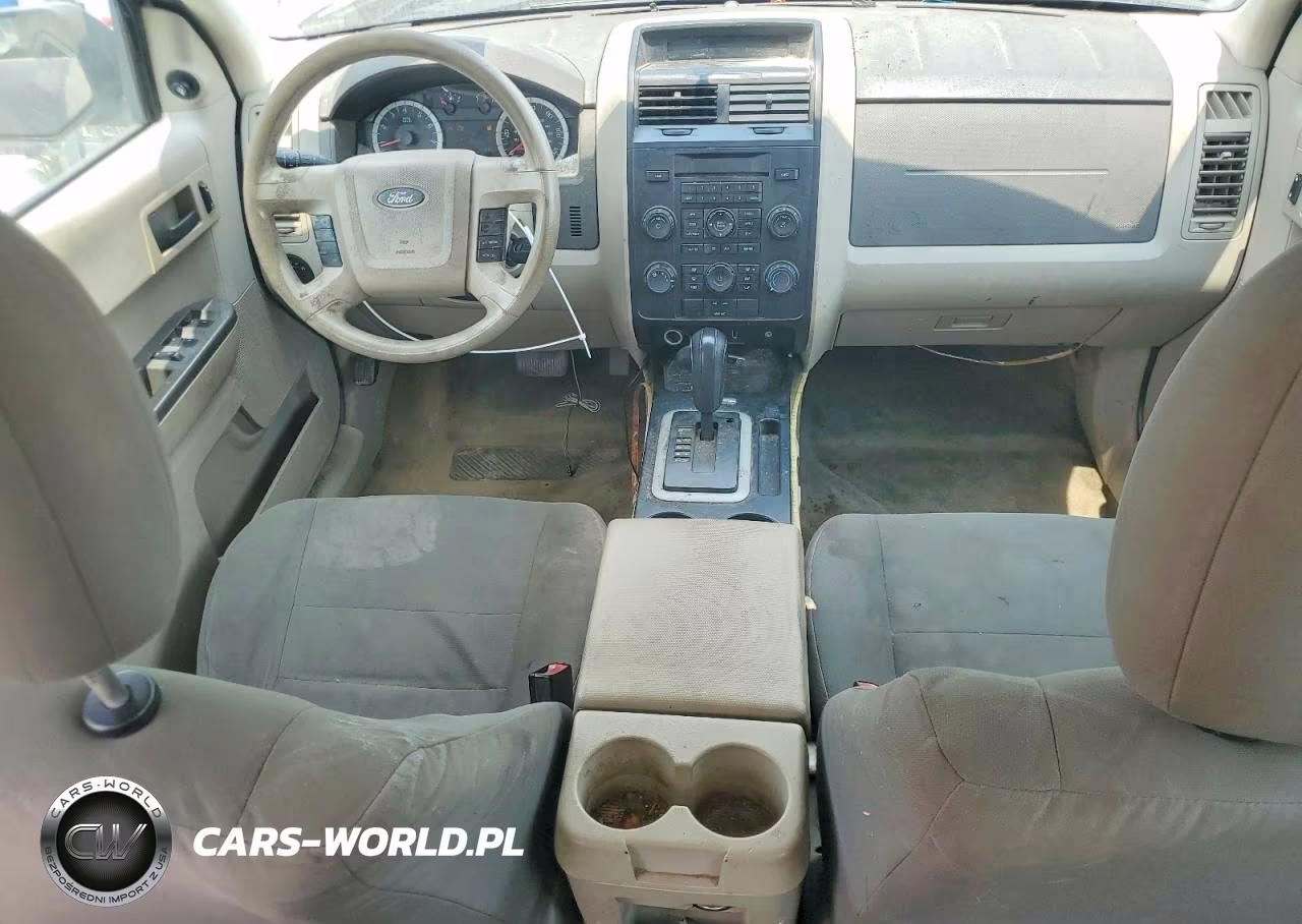 2012 Ford Escape Xls VIN:1FMCU9C73CKC68902 - 8