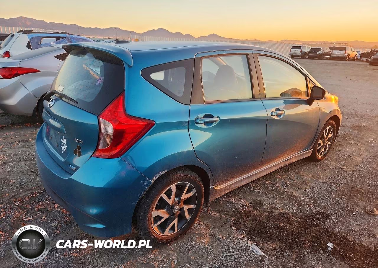 2015 Nissan Versa Note Sr VIN:3N1CE2CP0FL357860 - 3
