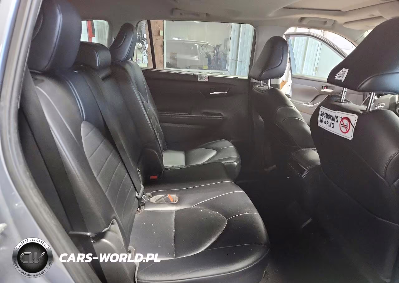 2022 Toyota Highlander Xle VIN:5TDGZRBH0NS197901 - 11