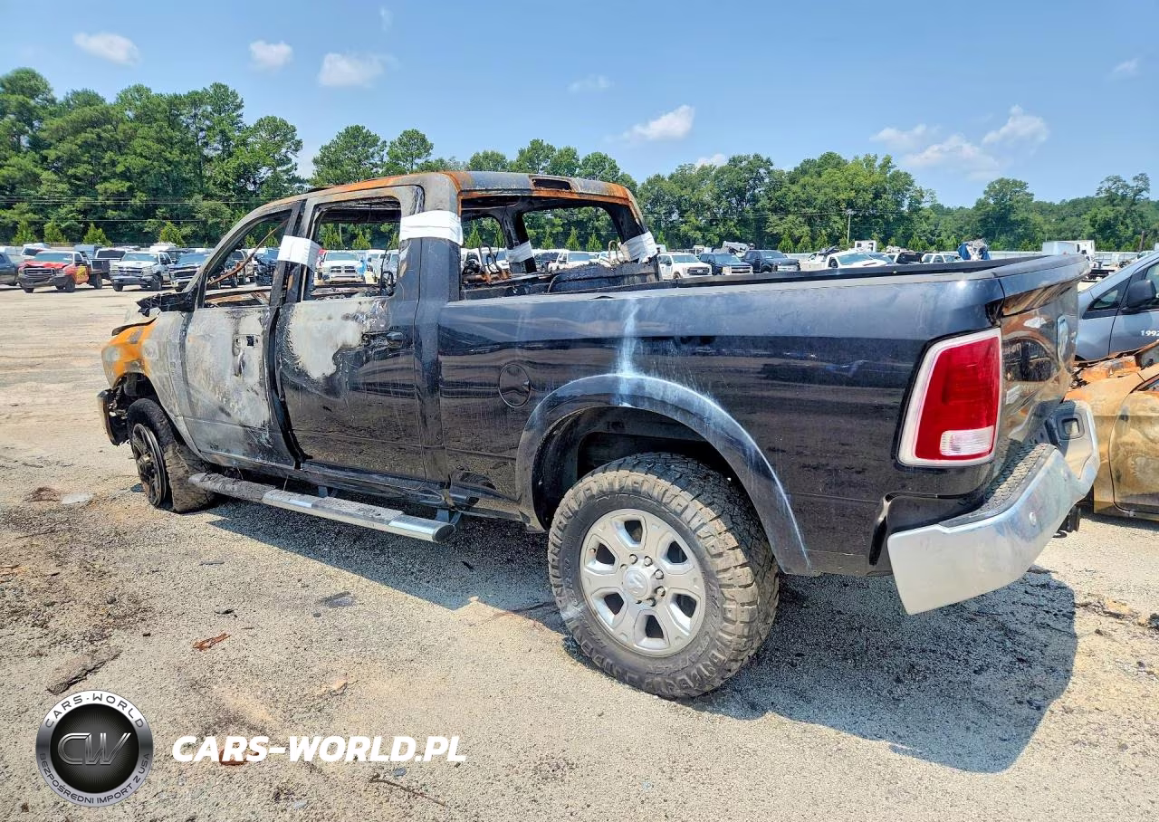 2016 Ram 2500 Laramie VIN:3C6UR5FL1GG109070 - 2